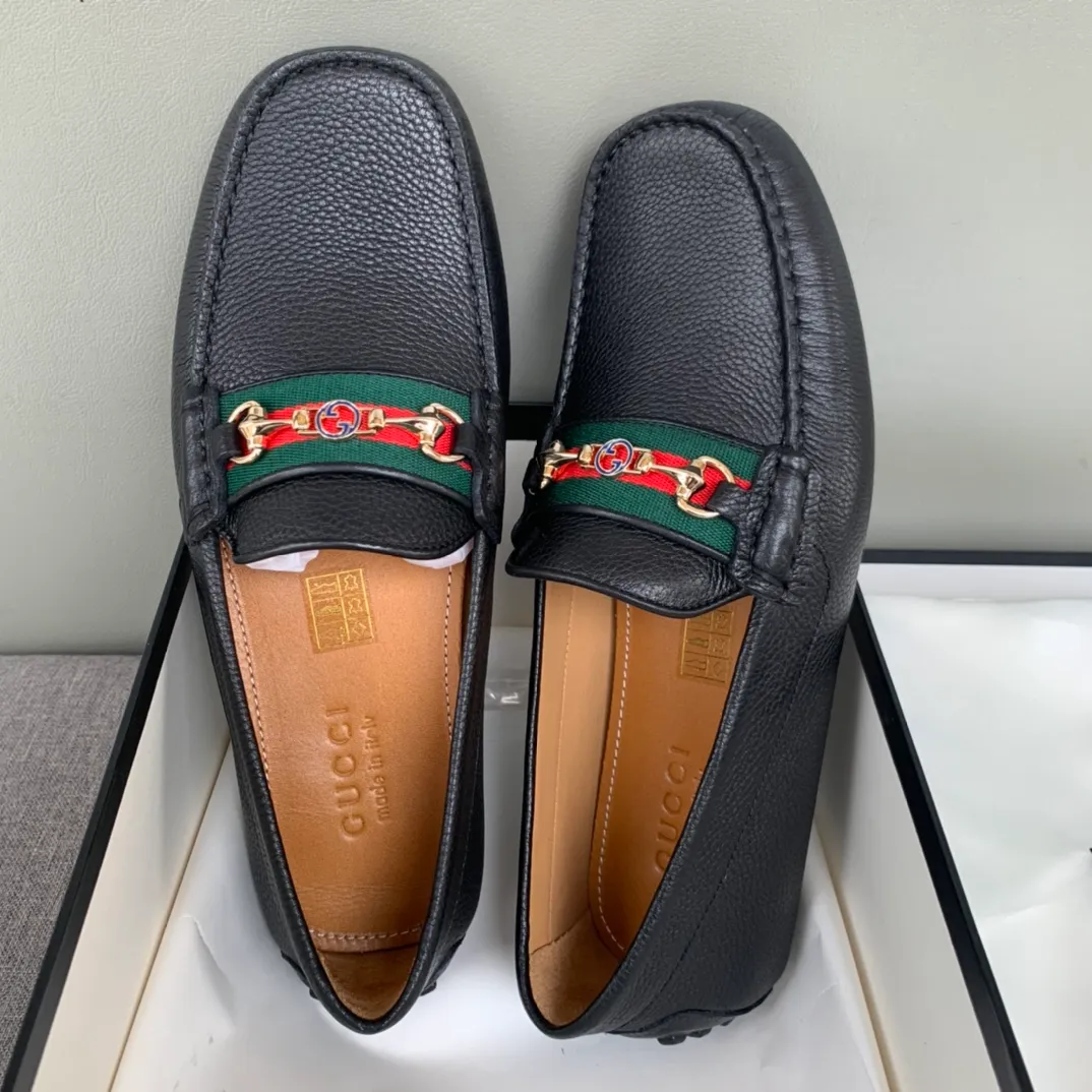 Batch 740💰[strong][strong][strong] Original order quality, new counter styles synchronized, Gucci counter new styles, handmade men's driving shoes, bean shoes, over-the-foot shoes, lazy shoes, exquisite hand-stitching, workmanship details comparable to counters, Italian imported cowhide, water-dyed cowhide lining, tree paste leather feet, sweat-absorbent and anti-odor, off-white, black, brown, 39-44 in large quantities in stock (38, 45 custom-made)
